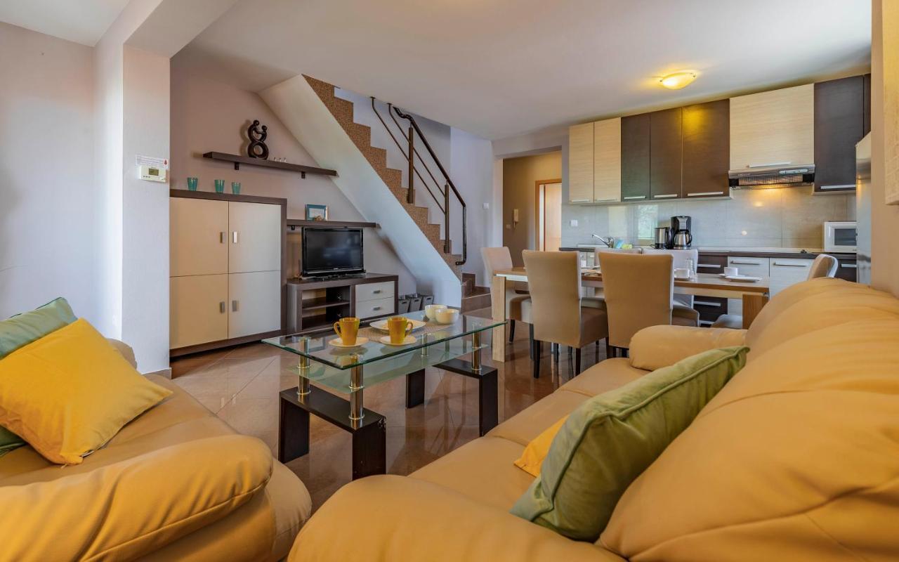 Apartments Istriensonne - Haus Stephan ميدولين المظهر الخارجي الصورة