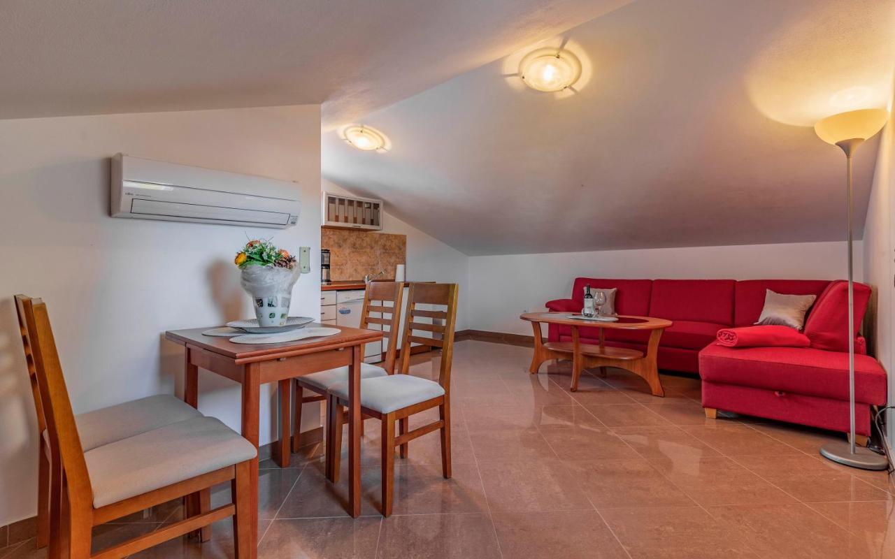 Apartments Istriensonne - Haus Stephan ميدولين المظهر الخارجي الصورة