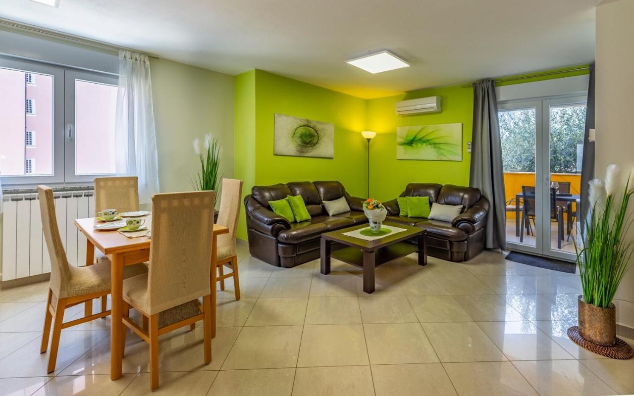 Apartments Istriensonne - Haus Stephan ميدولين المظهر الخارجي الصورة