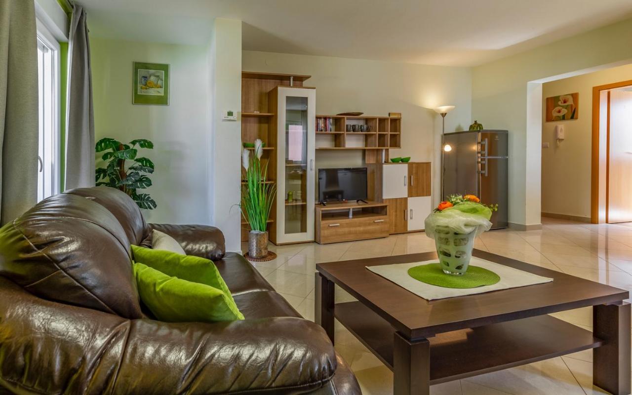 Apartments Istriensonne - Haus Stephan ميدولين المظهر الخارجي الصورة