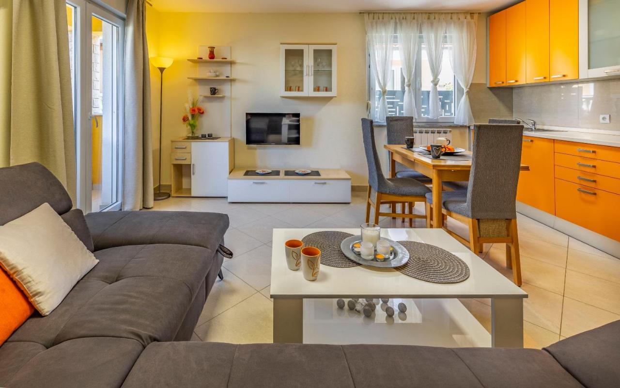 Apartments Istriensonne - Haus Stephan ميدولين المظهر الخارجي الصورة