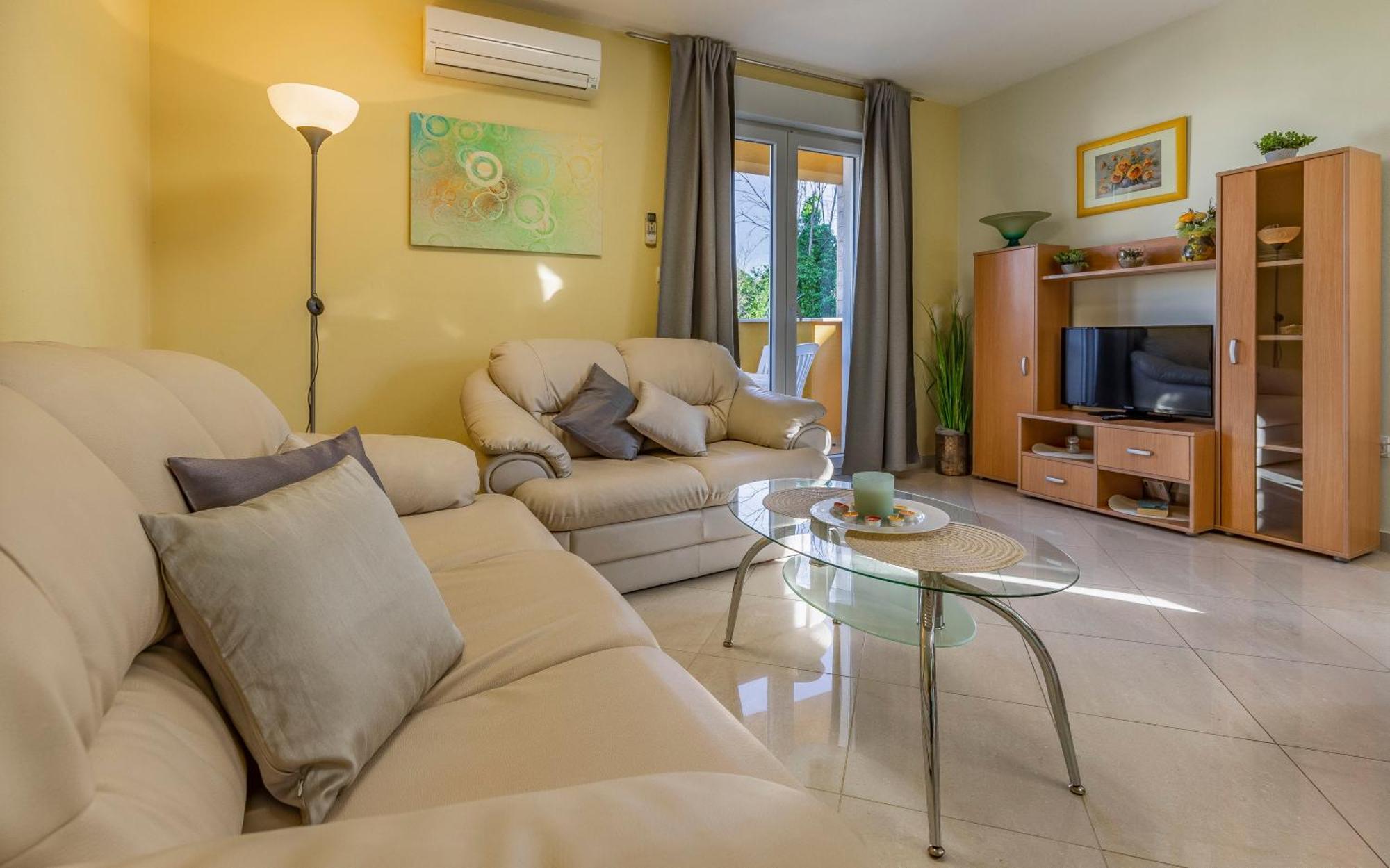 Apartments Istriensonne - Haus Stephan ميدولين المظهر الخارجي الصورة